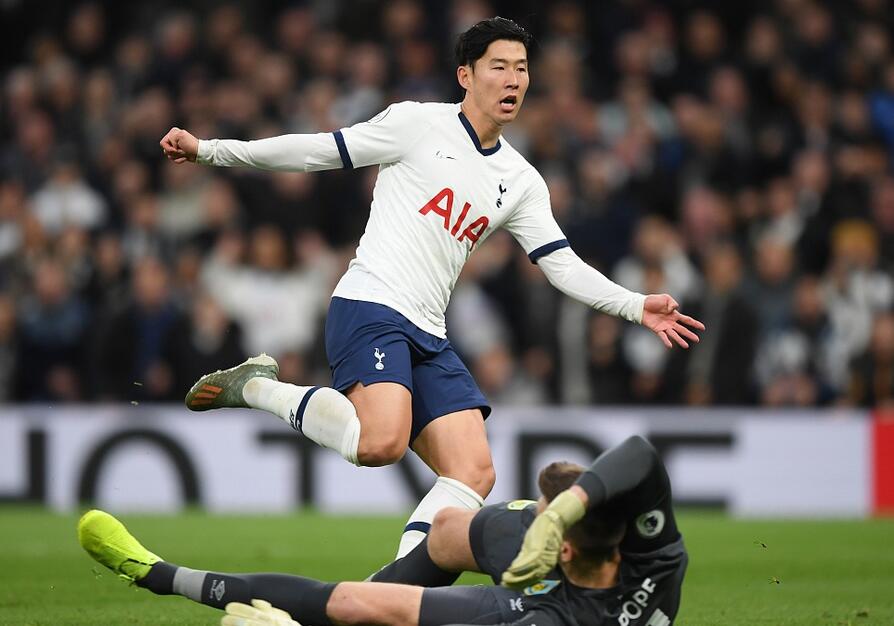 米兰体育app网址-本月最佳进球：难以置信的篮球艺术的简单介绍