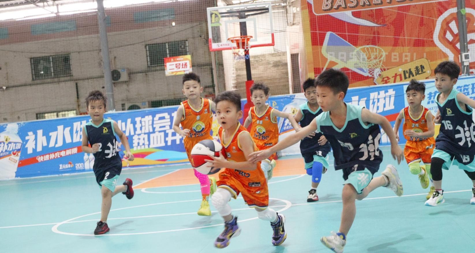 线上线下联动推动青少年篮球全民普及,打造全场景运动新生态的简单介绍 线上线下联动推动青少年篮球全民普及,打造全场景运动新生态的简单介绍