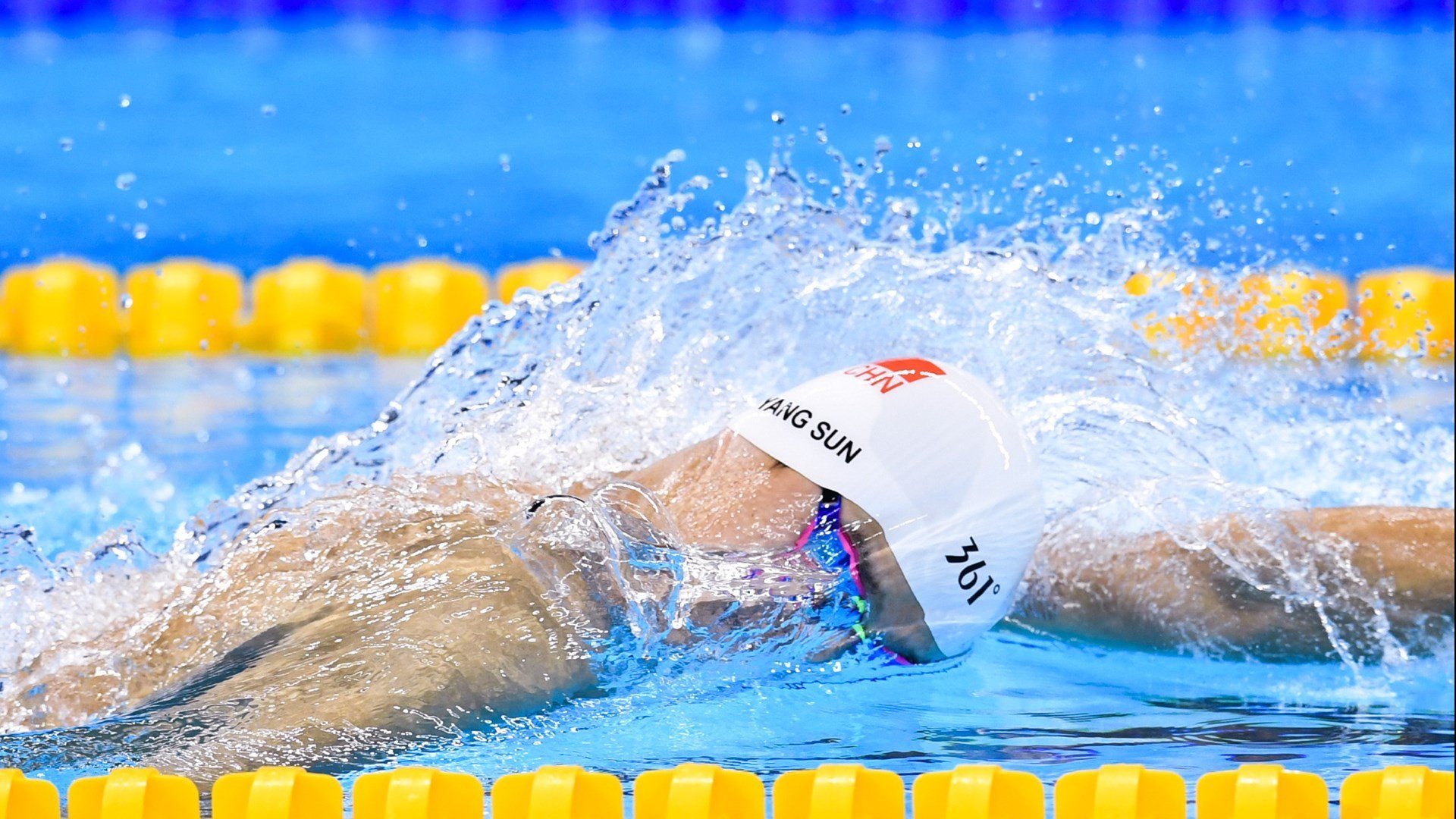 未来之星：新一代球员崭露头角，足坛未来之星